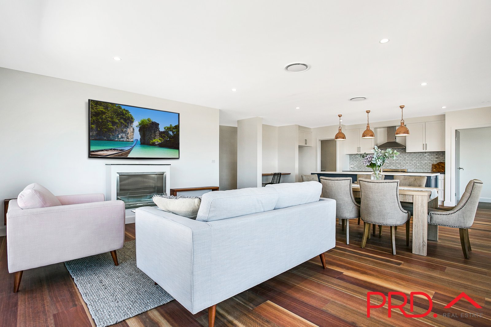 7 Galah Drive TAMWORTH 16