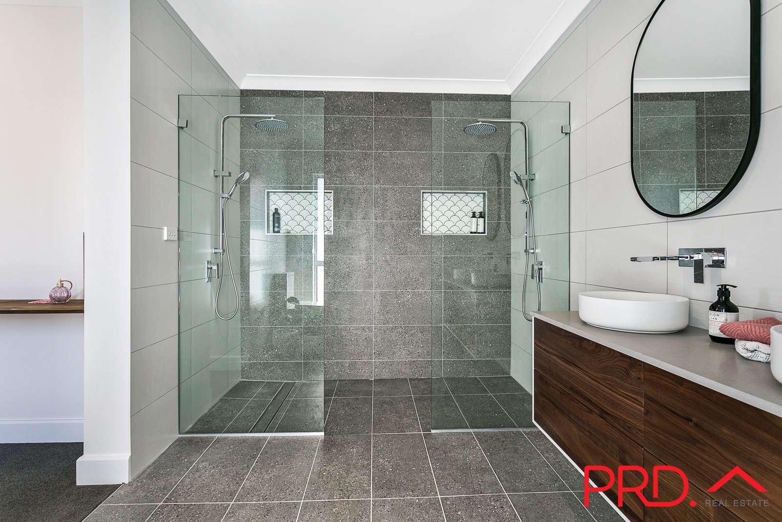 7 Galah Drive TAMWORTH 21