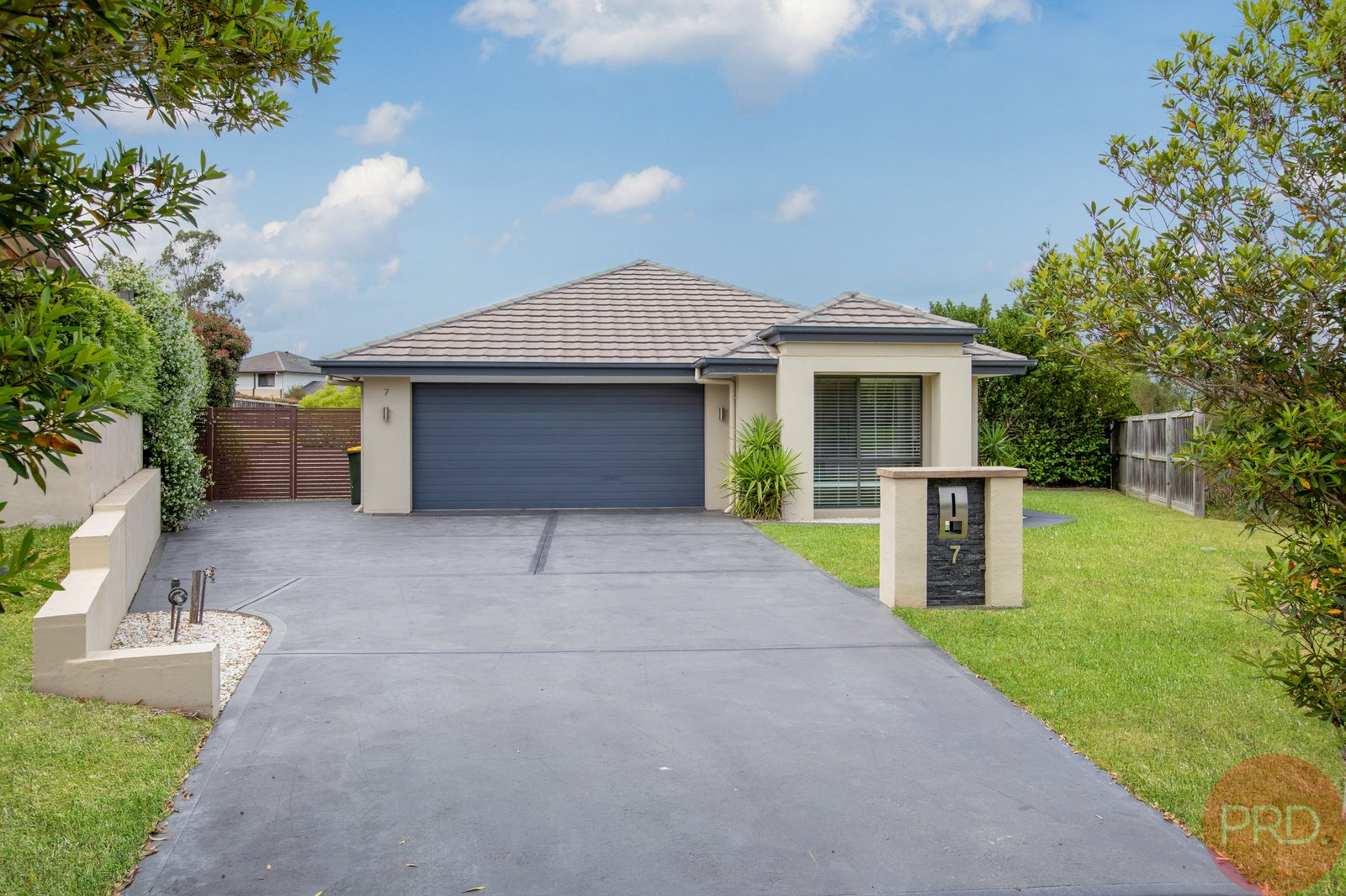 7 Galeff Place BOLWARRA HEIGHTS 23