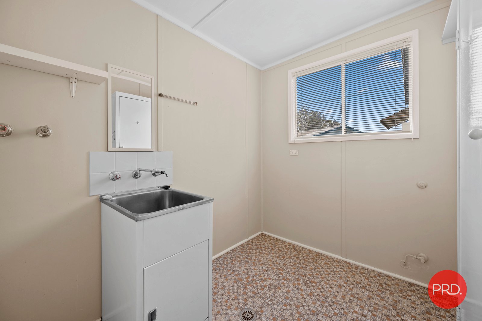 7 Gardiner Avenue COFFS HARBOUR 9