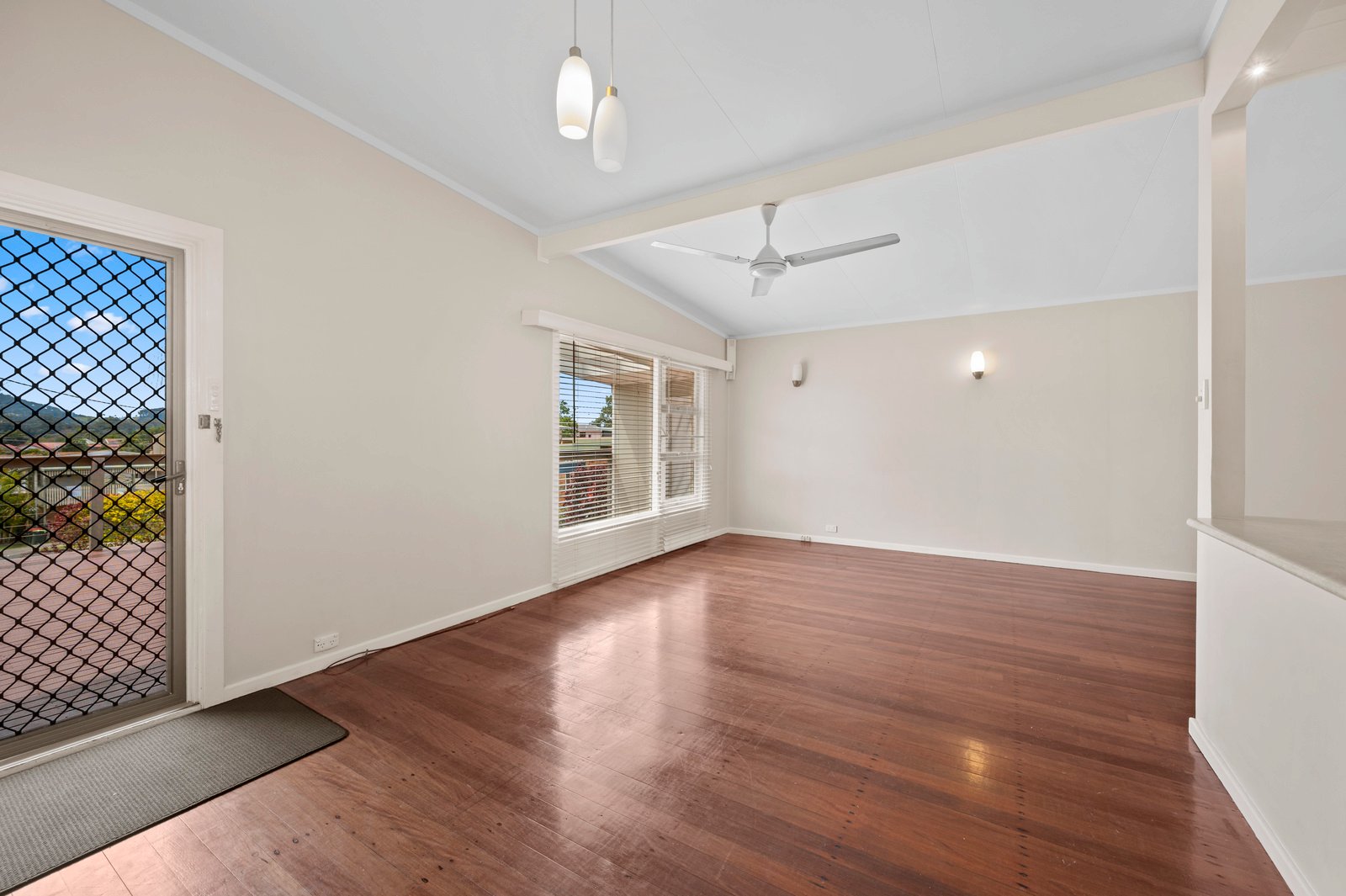 7 Gardiner Close COFFS HARBOUR 4