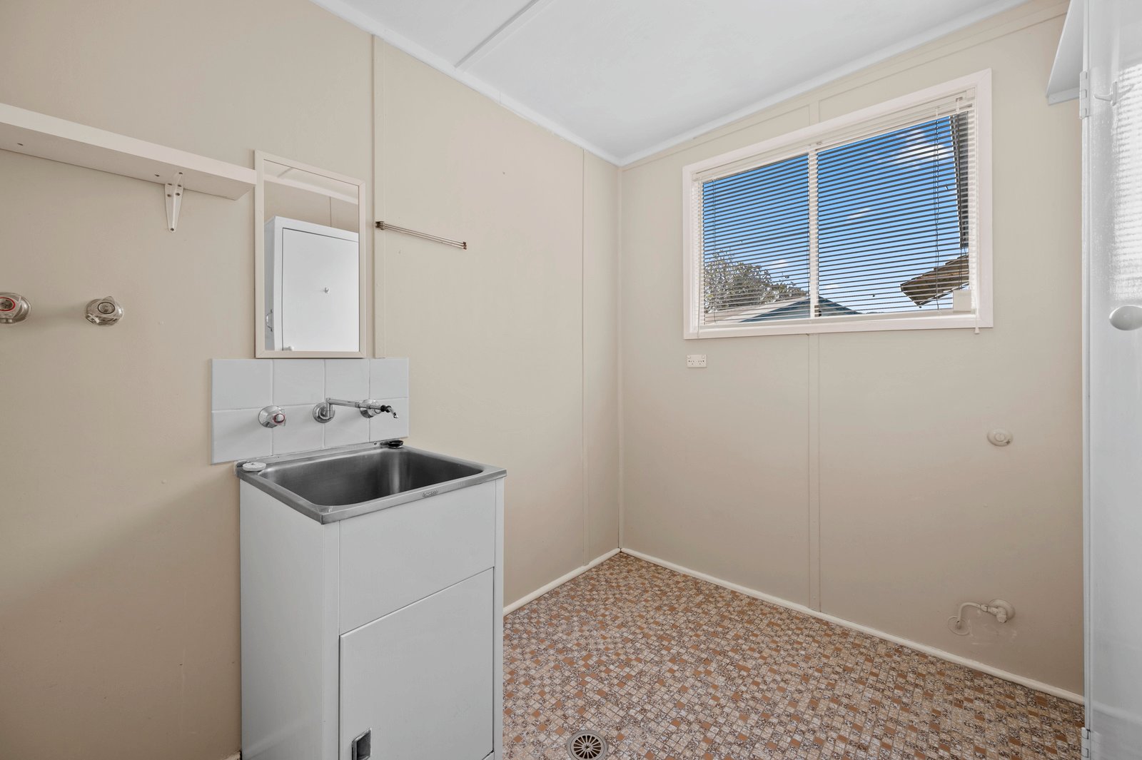 7 Gardiner Close COFFS HARBOUR 10