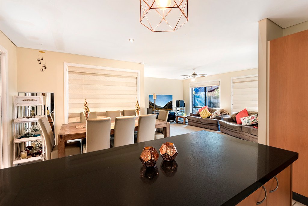 7 Gary Court CARRARA 4