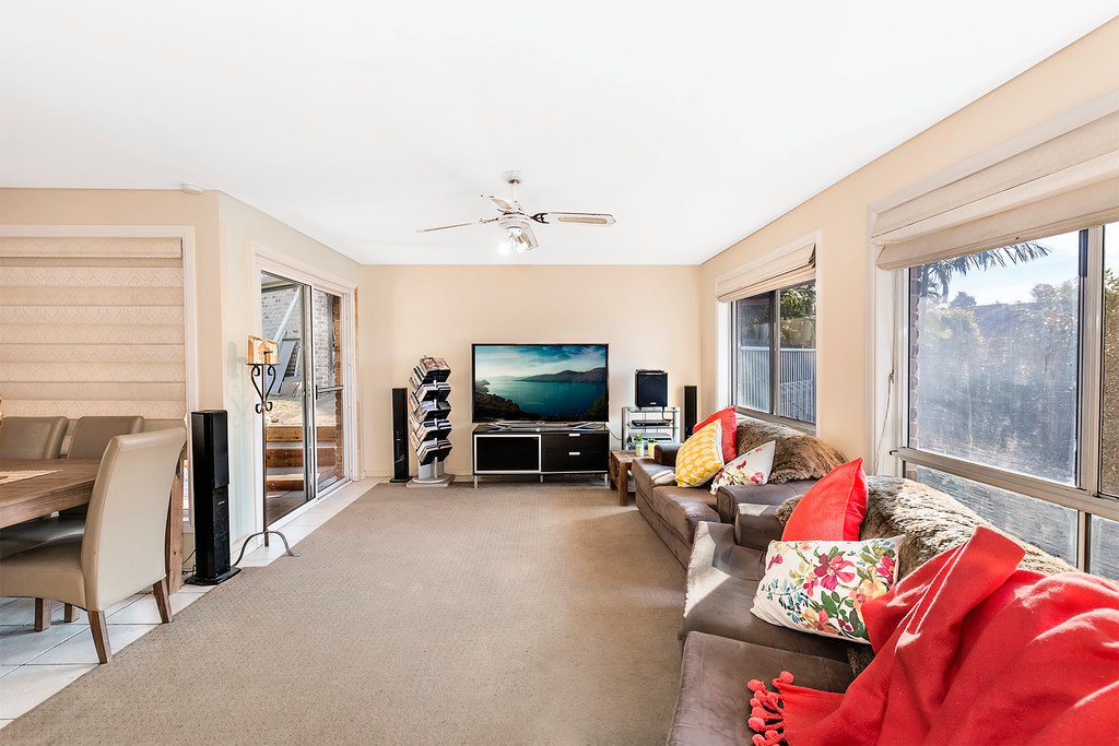 7 Gary Court CARRARA 6