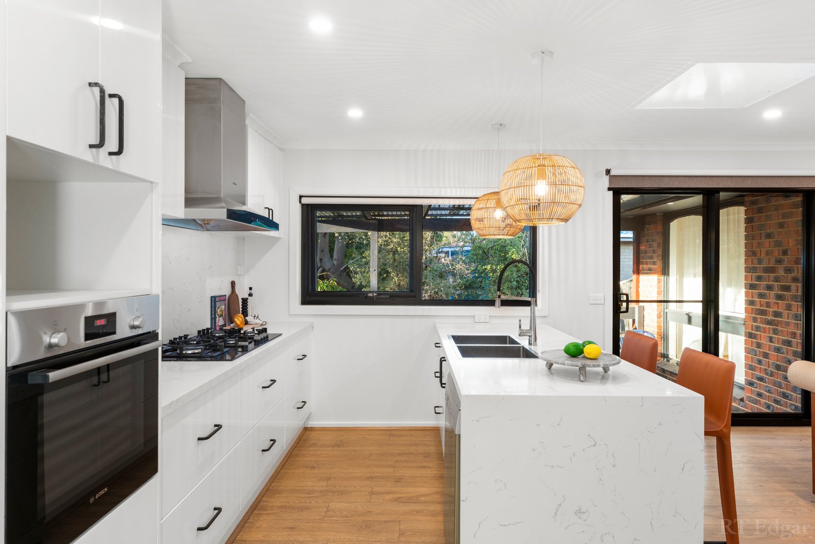 Real Estate and Property in 7 Gedye Street, Doncaster East, VIC