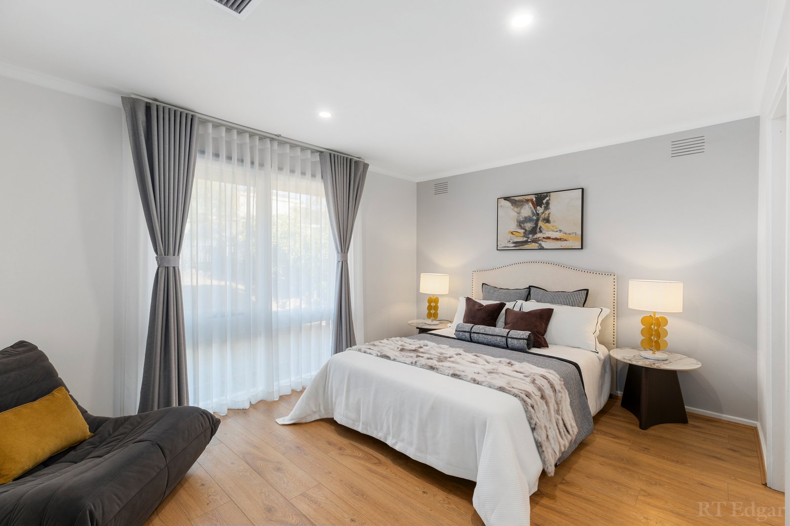 Real Estate and Property in 7 Gedye Street, Doncaster East, VIC