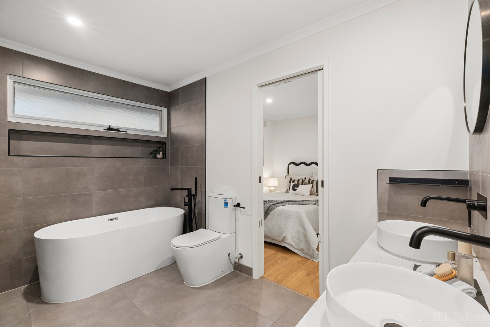 Real Estate and Property in 7 Gedye Street, Doncaster East, VIC