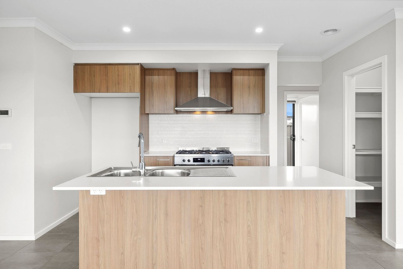Gallery: 7 Gingell Way