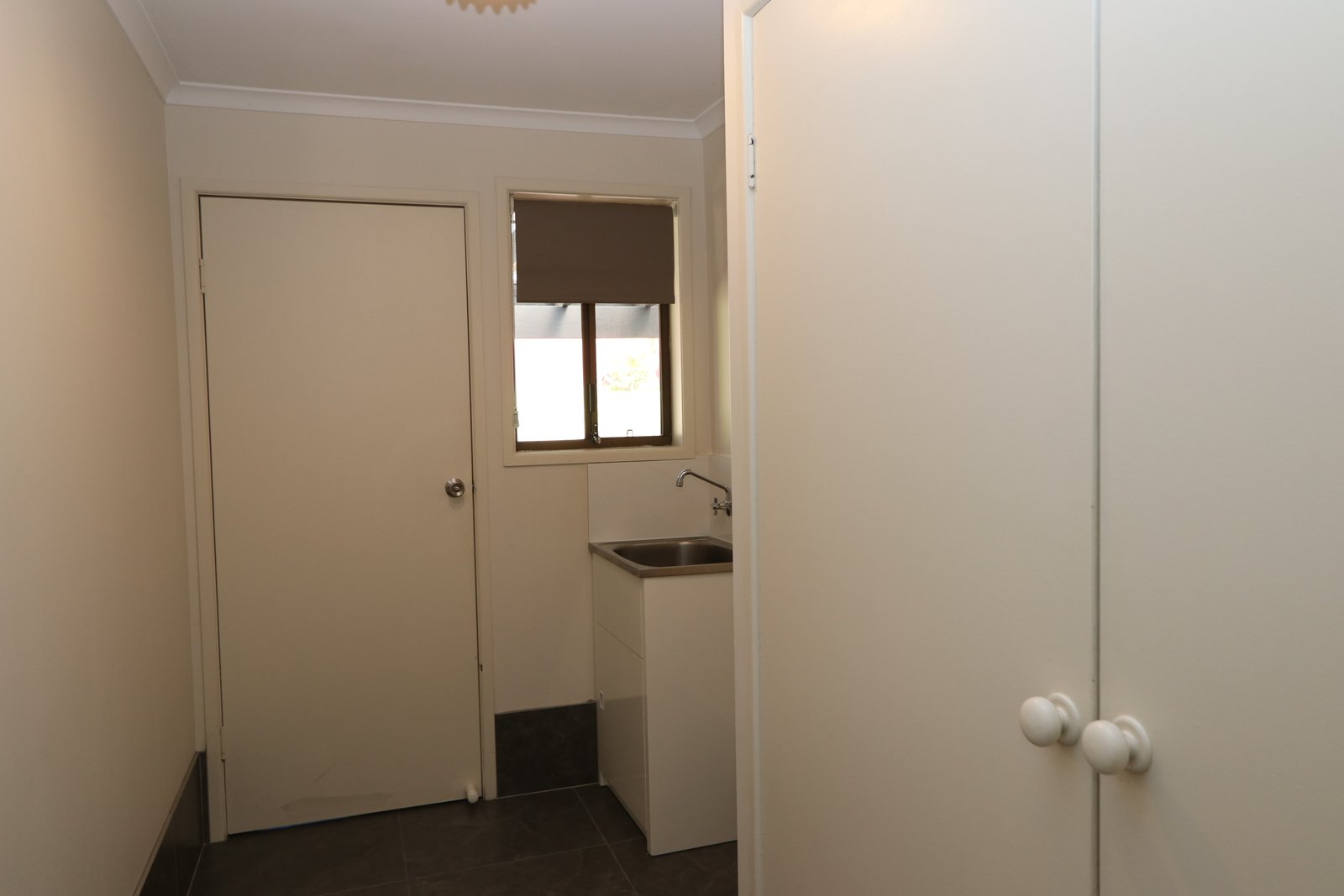 7 Girraween Grove ASHMORE 19
