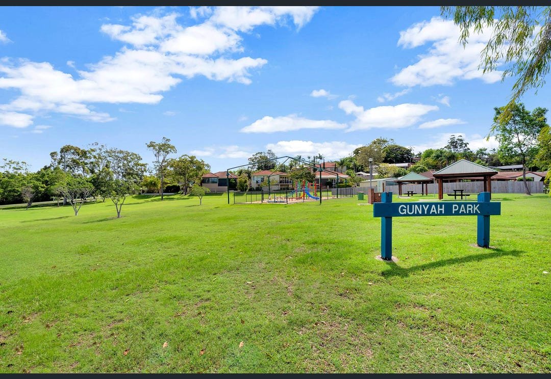7 Girraween Grove ASHMORE 23
