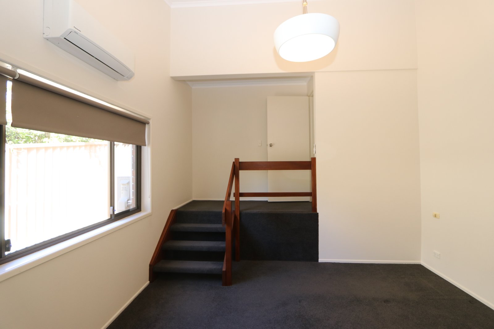 7 Girraween Grove ASHMORE 12