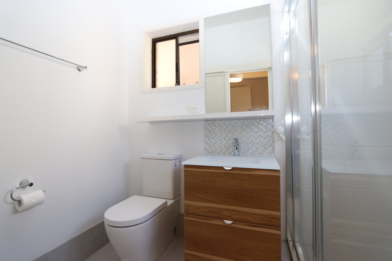 7 Girraween Grove ASHMORE 14