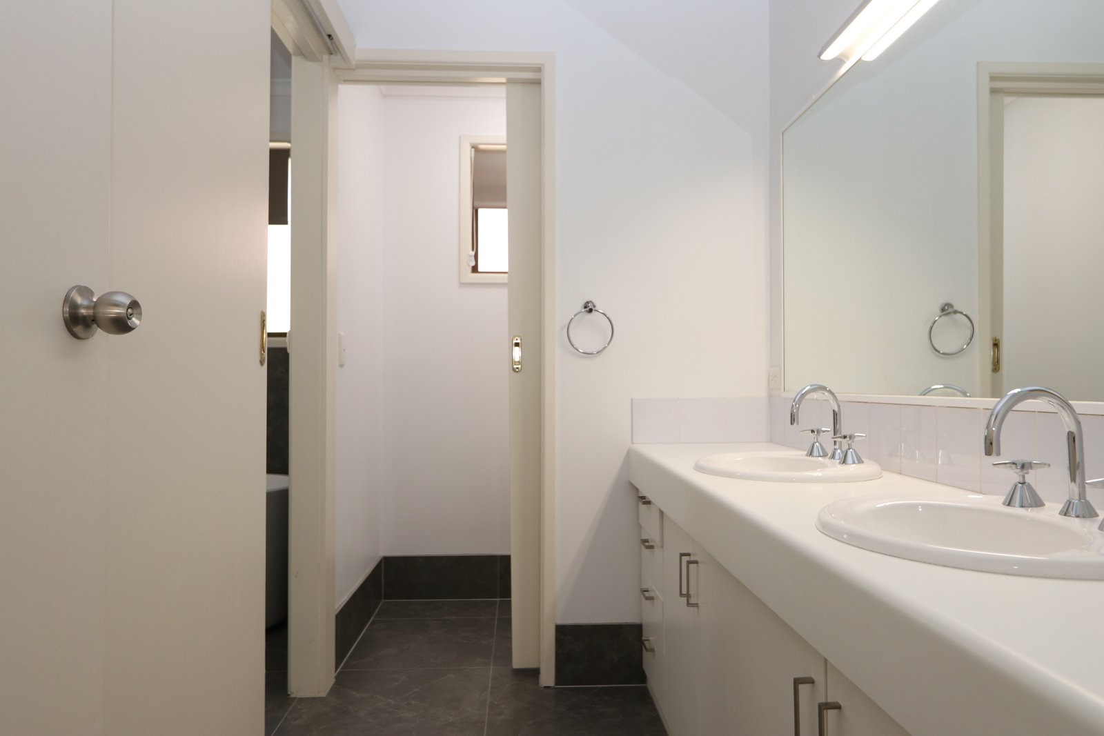 7 Girraween Grove ASHMORE 21