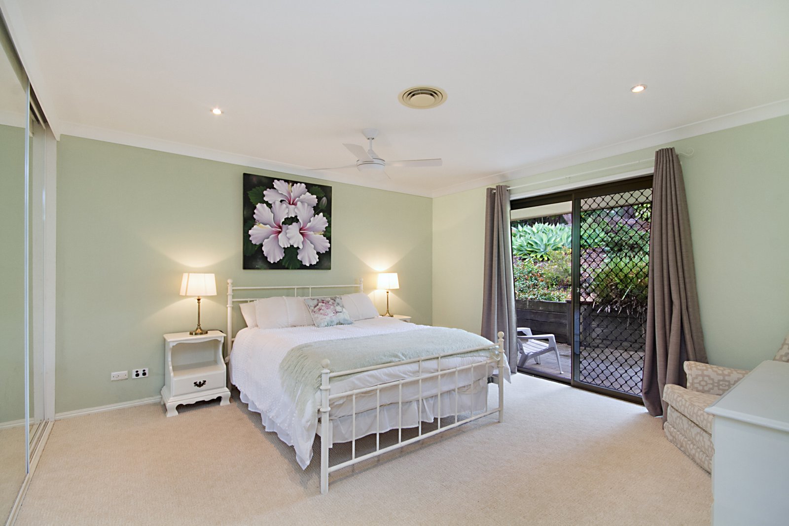 7 Gladioli Avenue TERRANORA 9