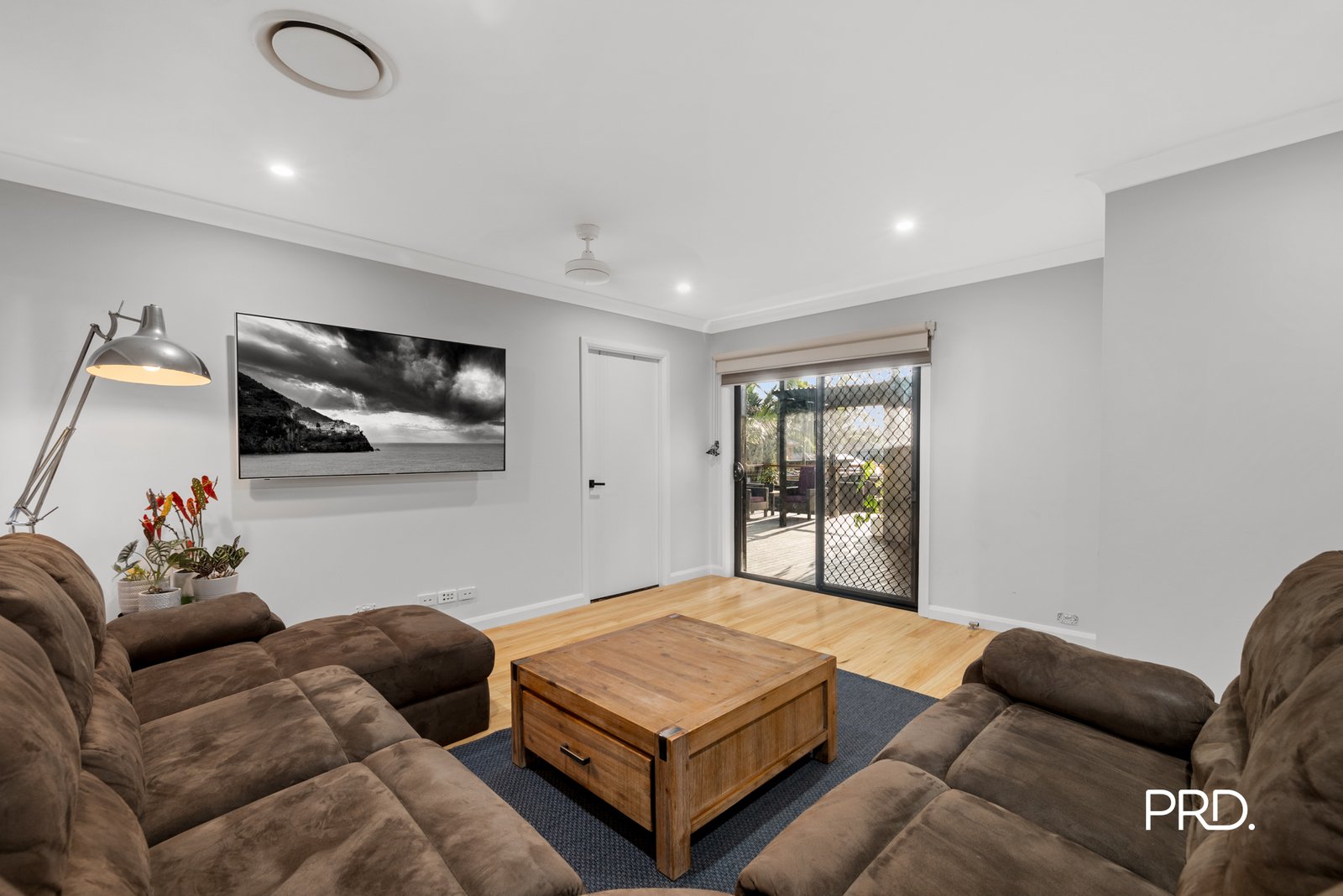 7 Gladswood Avenue SOUTH PENRITH 4