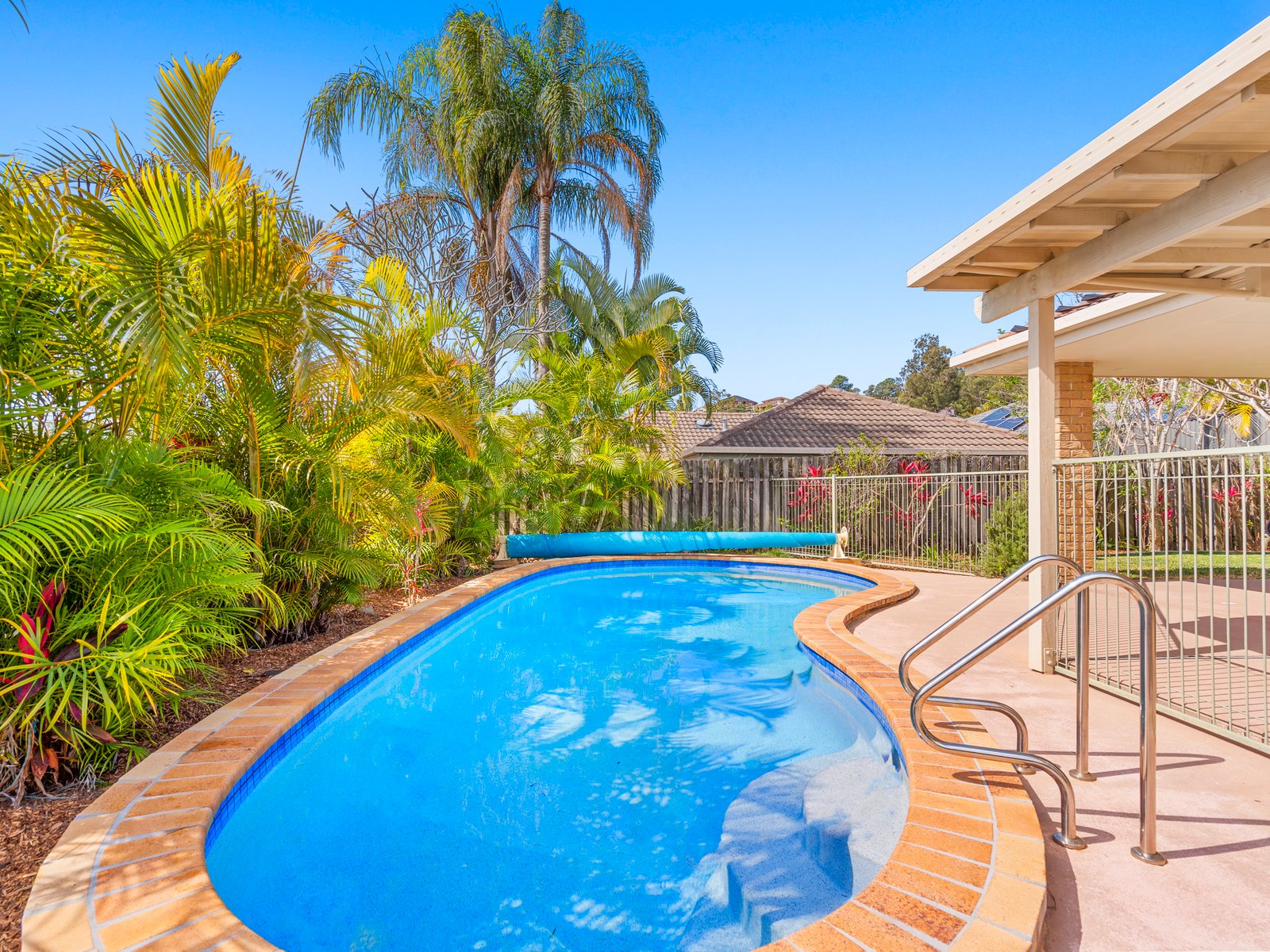 7 Goldvilla Drive ELANORA 2