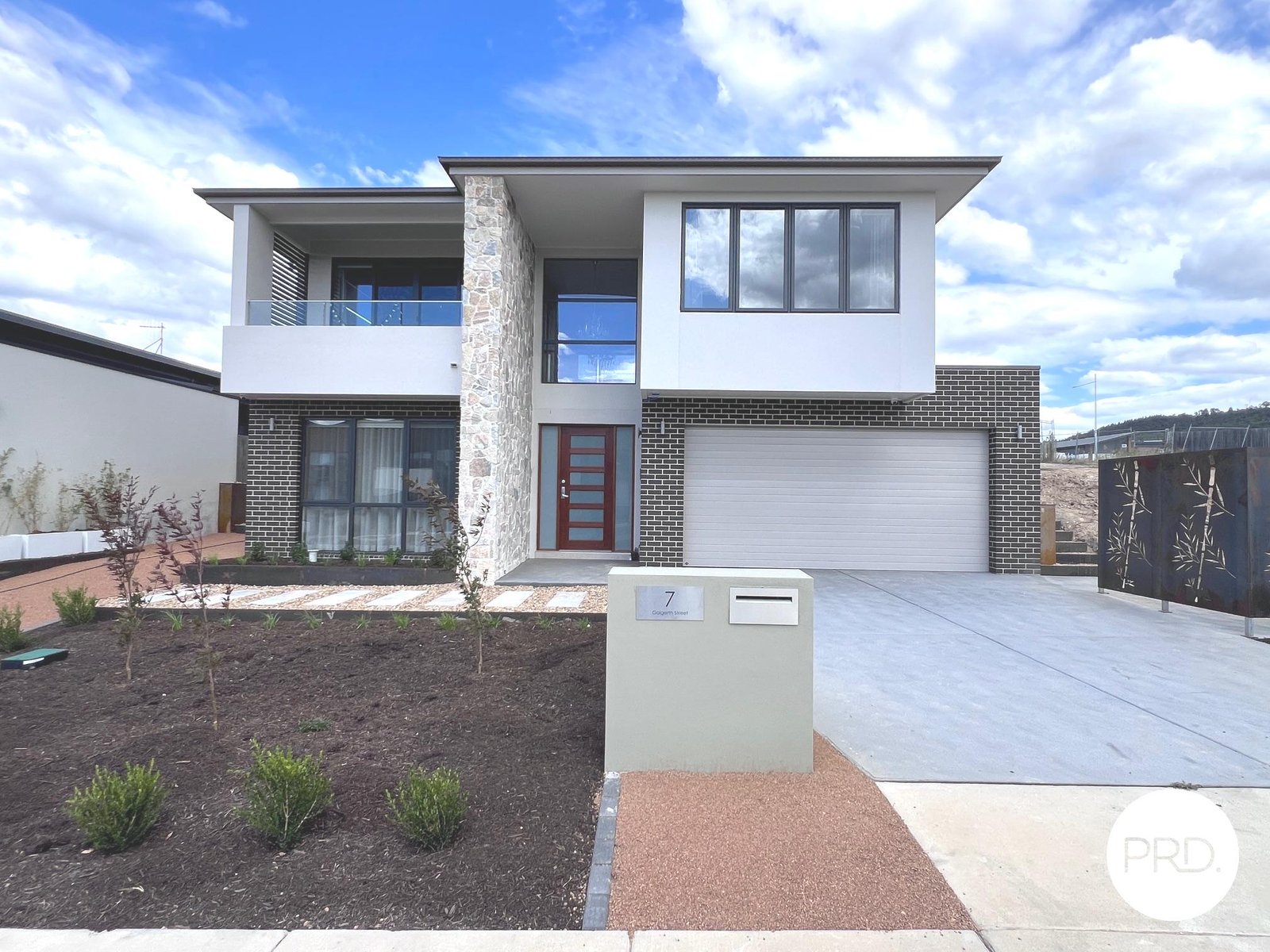 7 Golgerth Street DENMAN PROSPECT 1