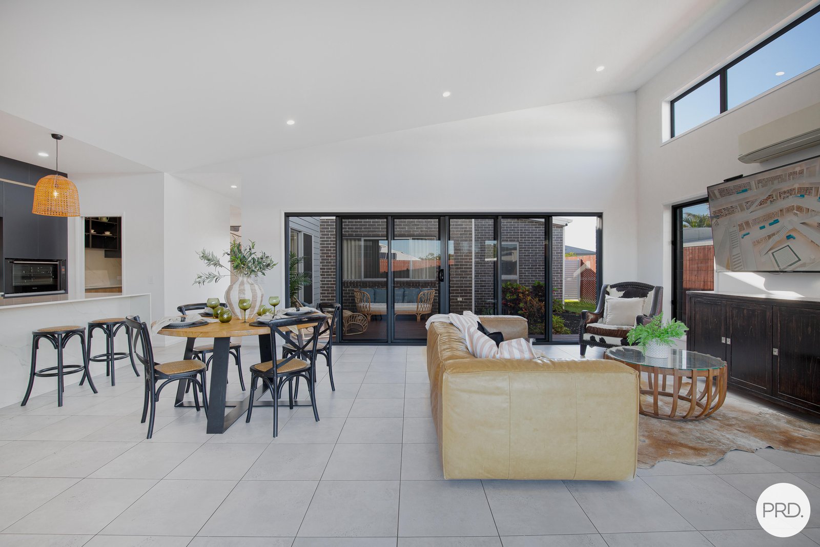 7 Grangewood Avenue RICHMOND 9