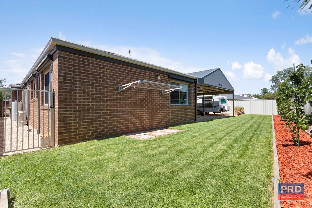 7 Gummin Court MARONG 15