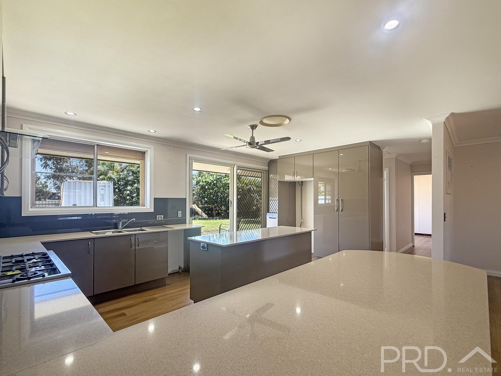 7 Hartog Crescent DAMPIER 24