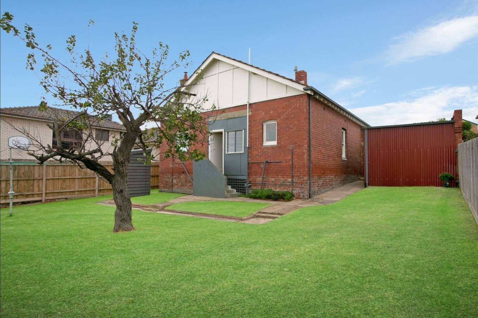 Real Estate and Property in 7 Hawker Avenue, Preston, VIC