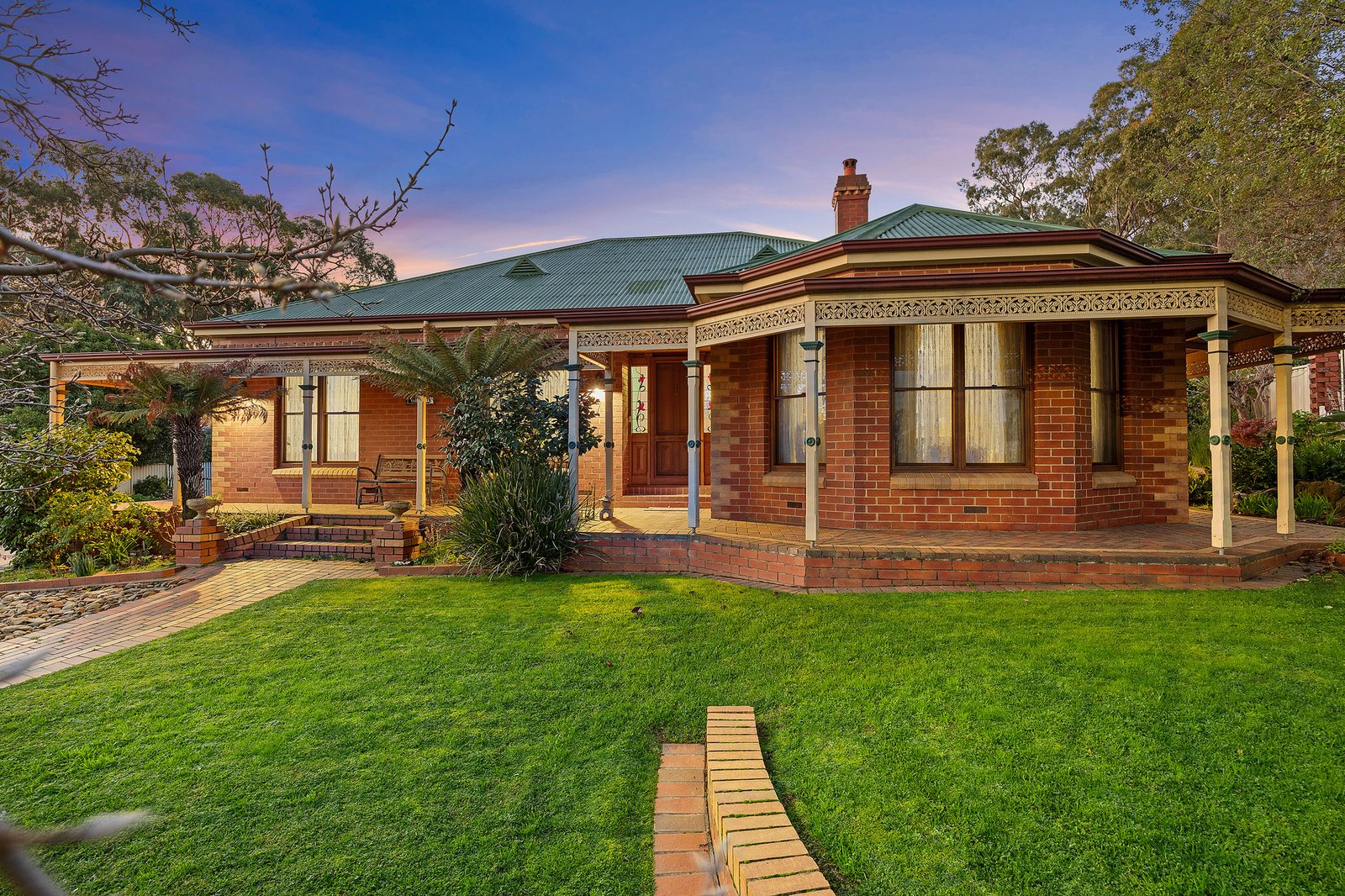 Gallery: 7 Haydrian Court
