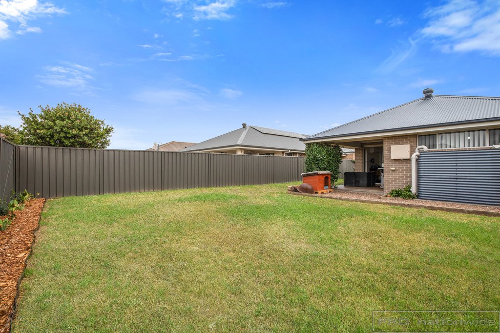 7 Hayworth Street RUTHERFORD 16