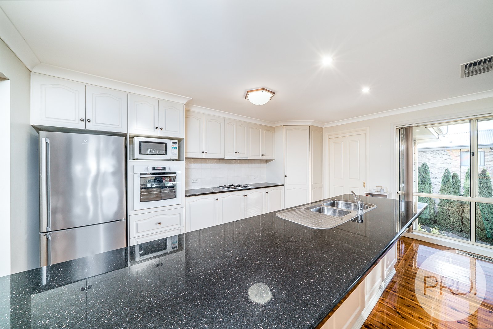 7 Headley Place KOORINGAL 6