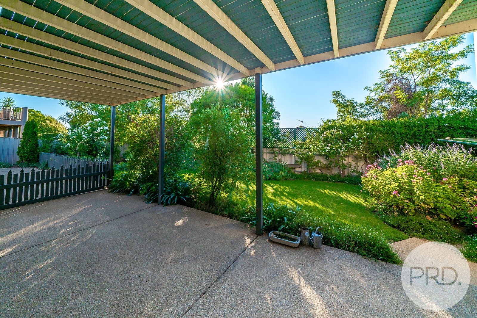 7 Headley Place KOORINGAL 17