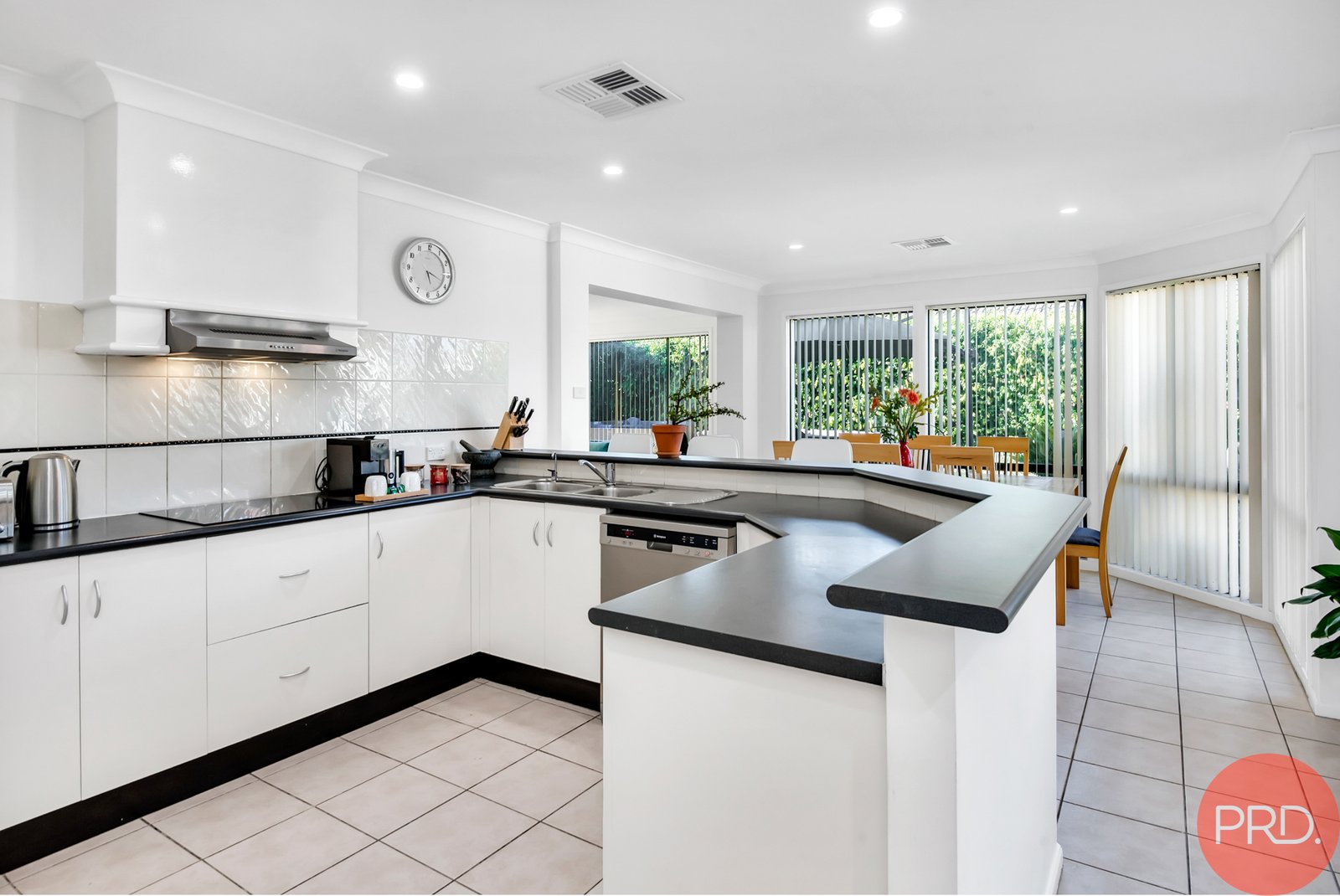 7 Hilltop Crescent BOLWARRA HEIGHTS 3