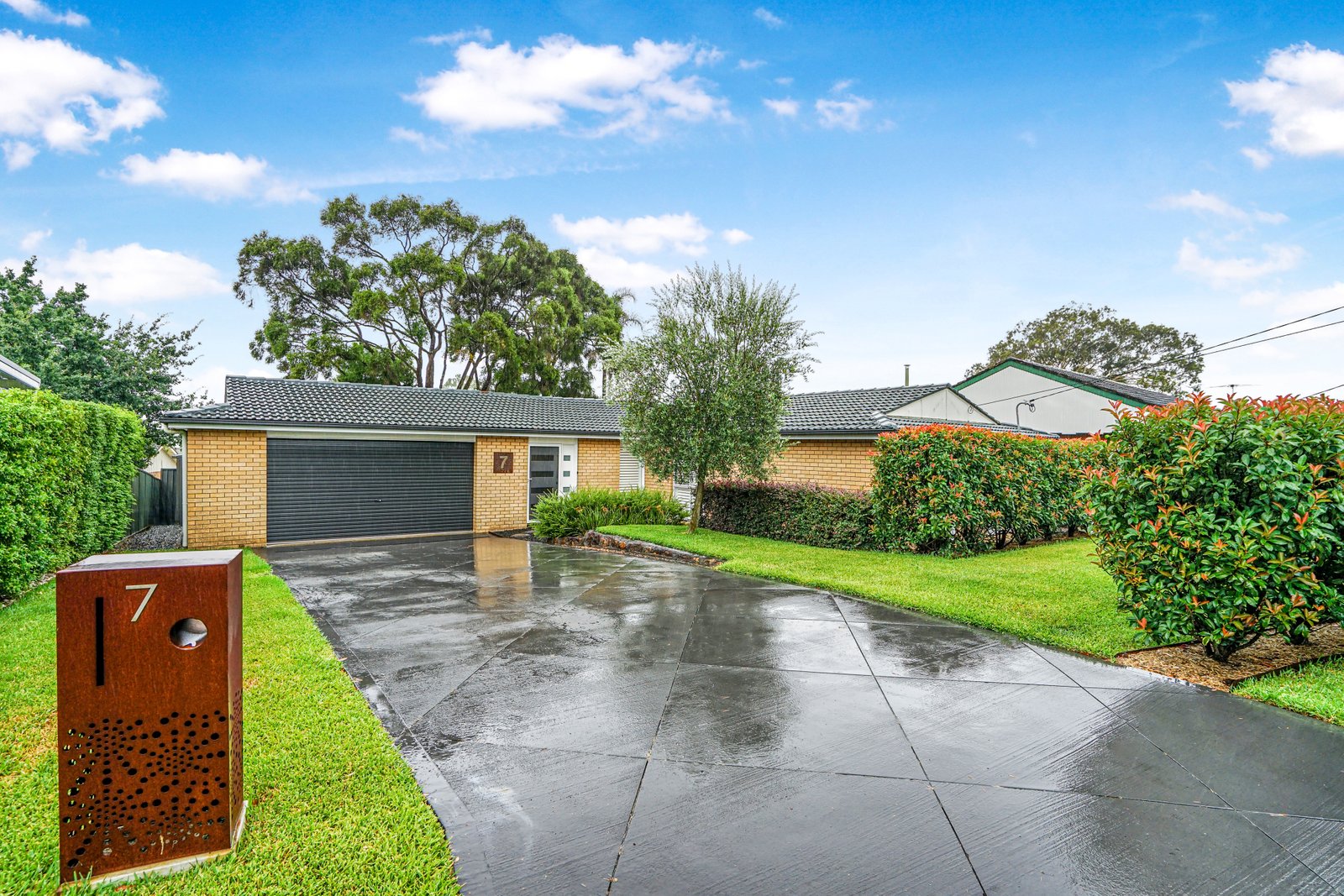 7 Hillview Ave  South Penrith 5