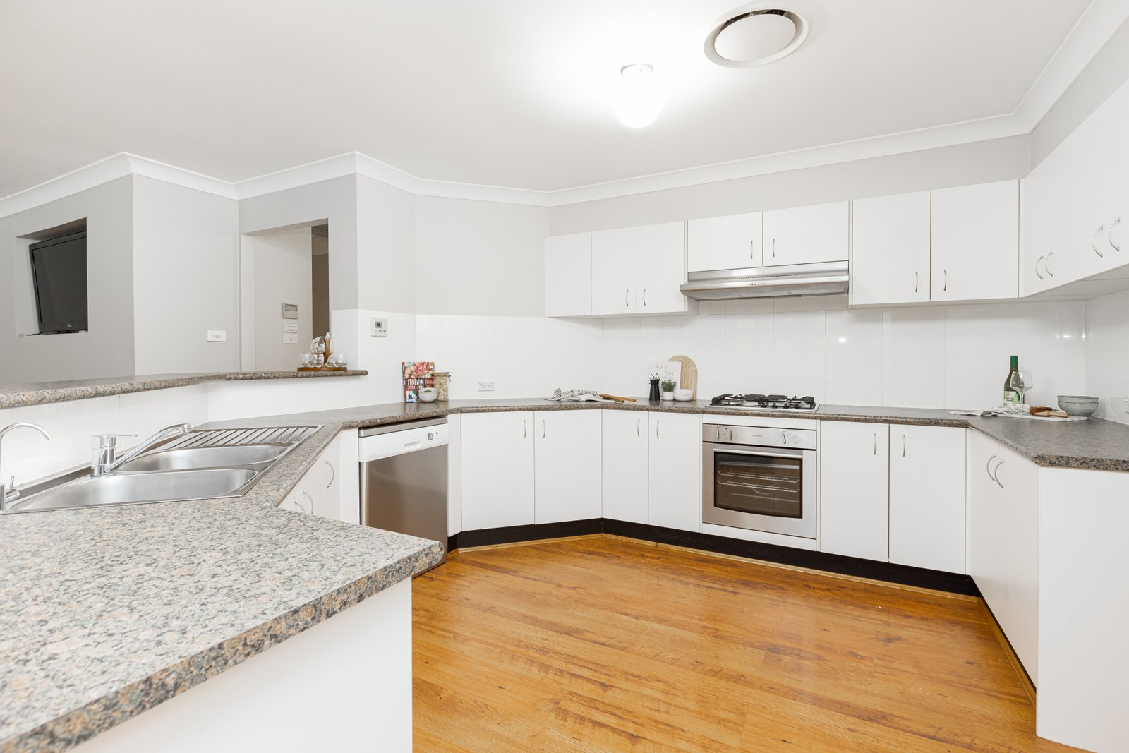 7 Holmes Street ASHTONFIELD 21