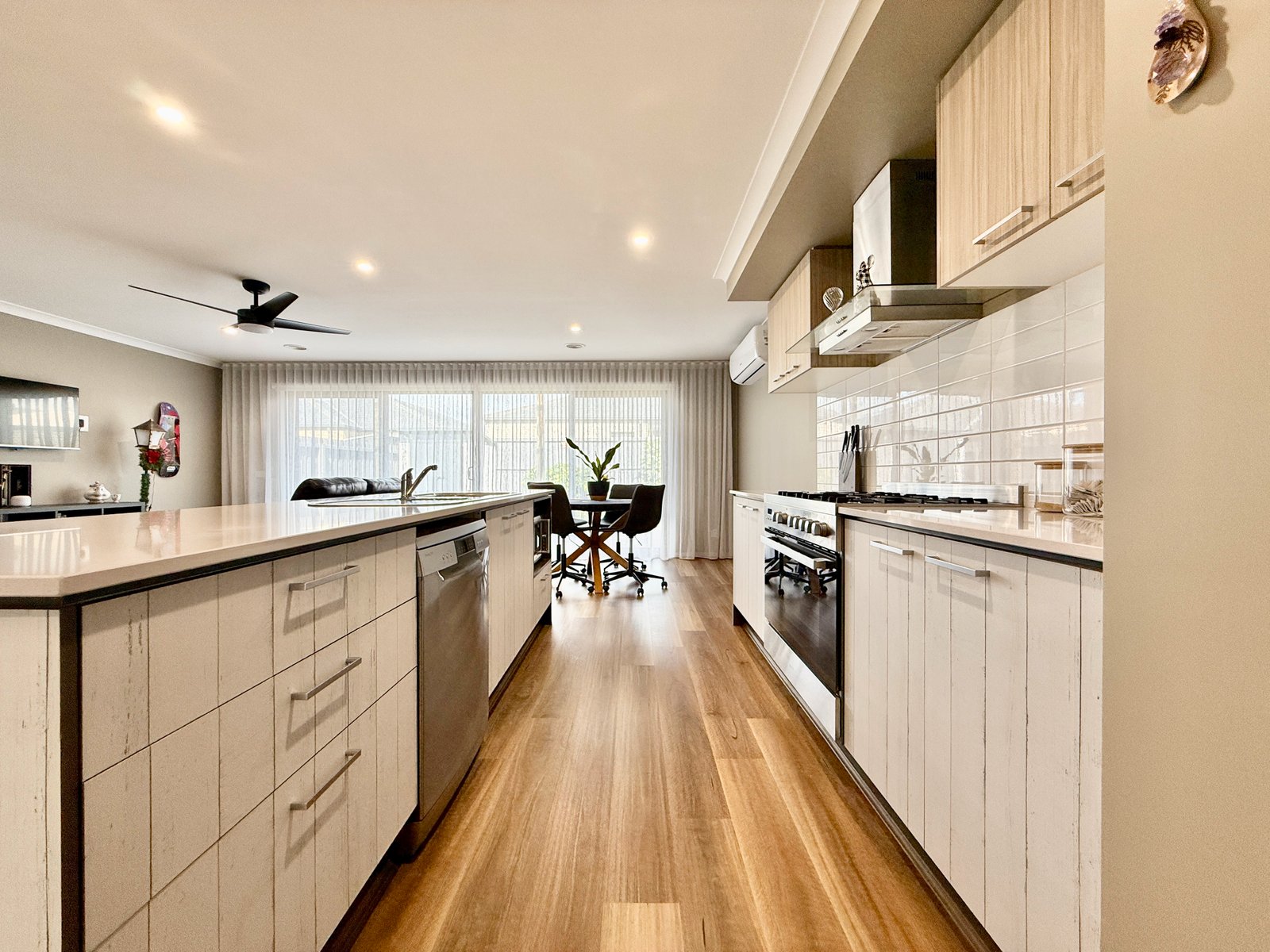 Gallery: 7 Homeland Way