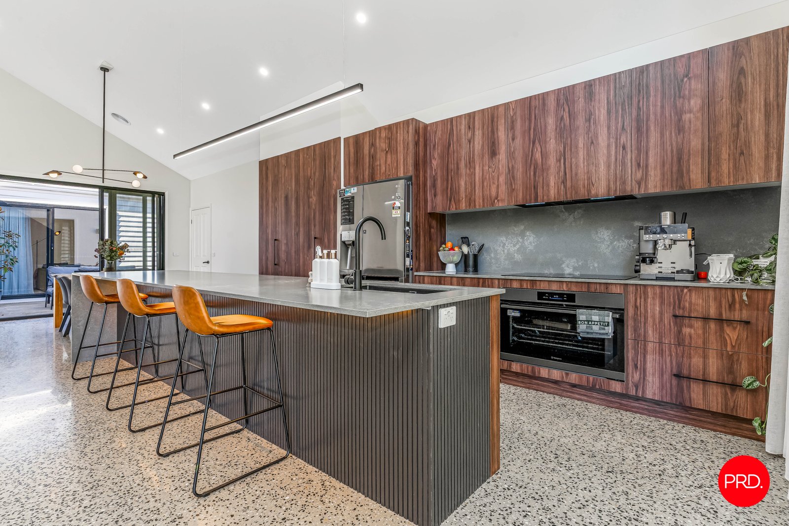 7 Honeysuckle Street BENDIGO 3