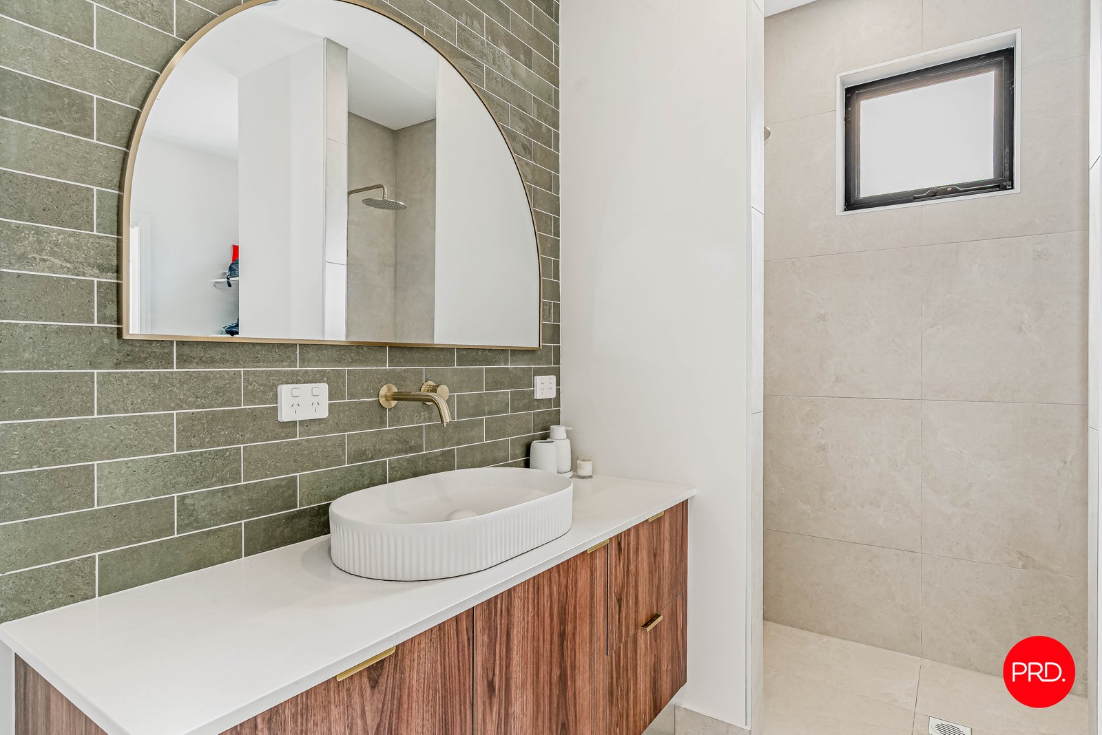 7 Honeysuckle Street BENDIGO 5