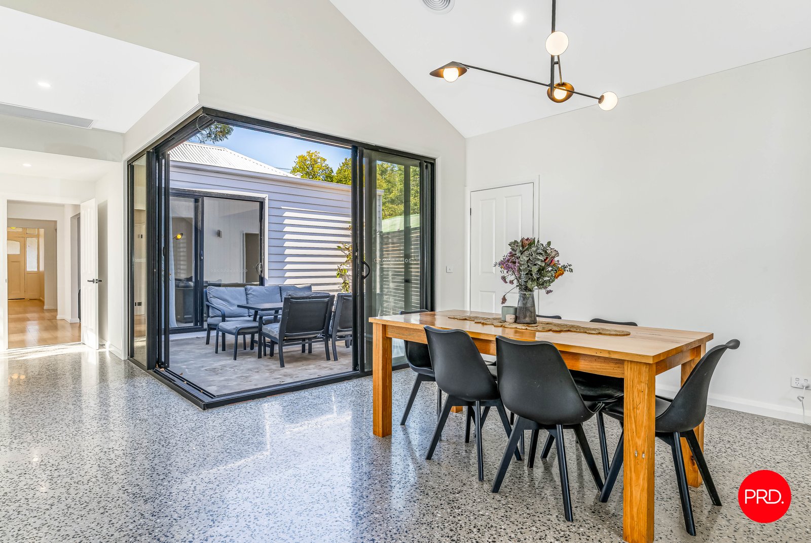 7 Honeysuckle Street BENDIGO 9