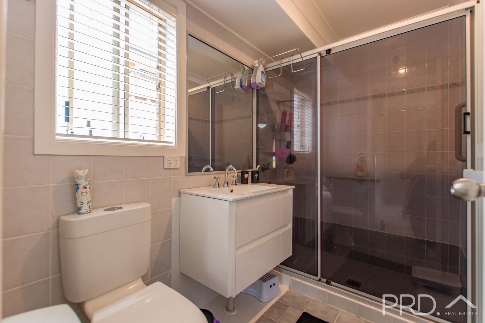 7 Hume Place TUMUT 9