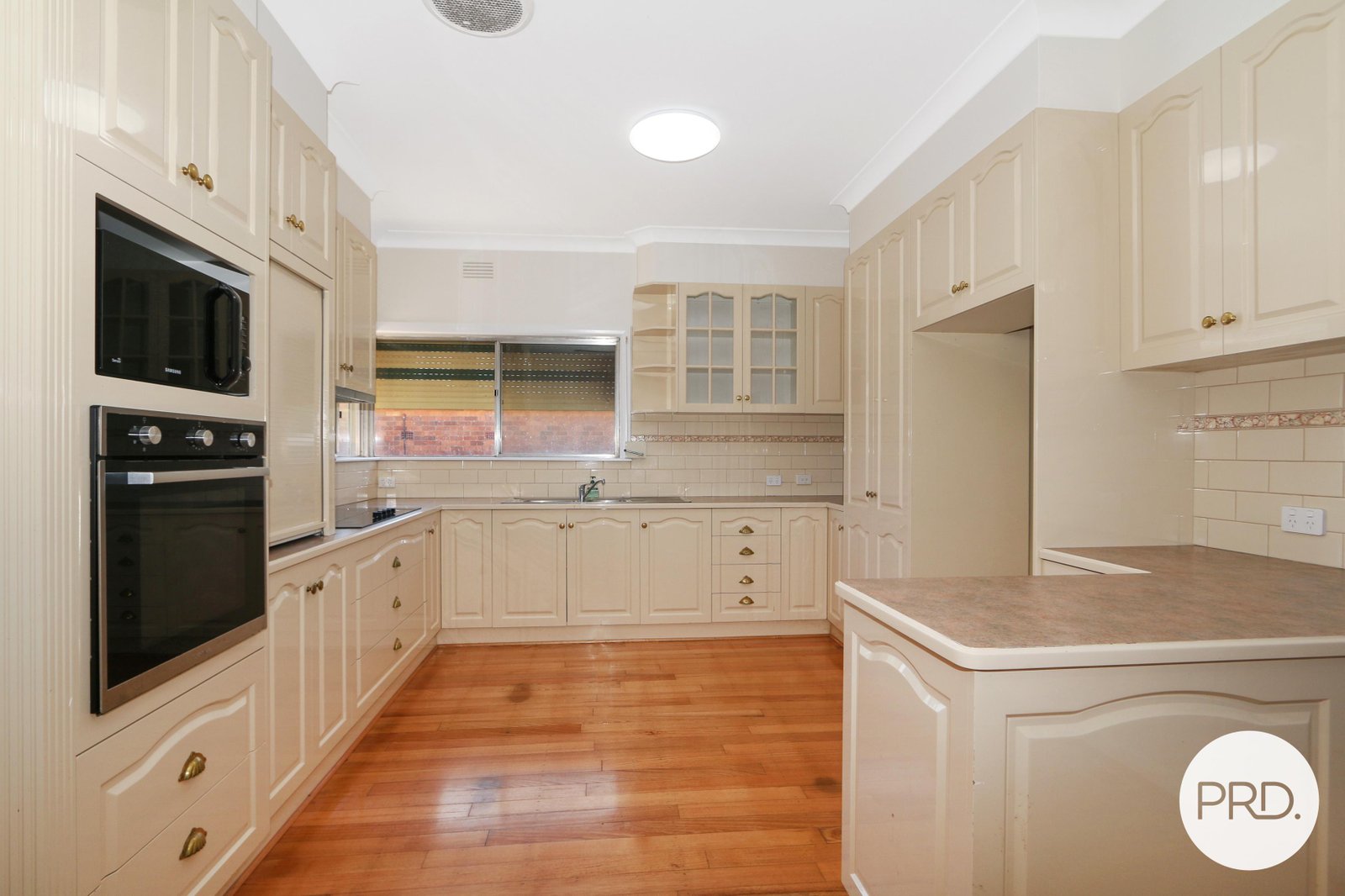 7 Hunt Street WODONGA 4