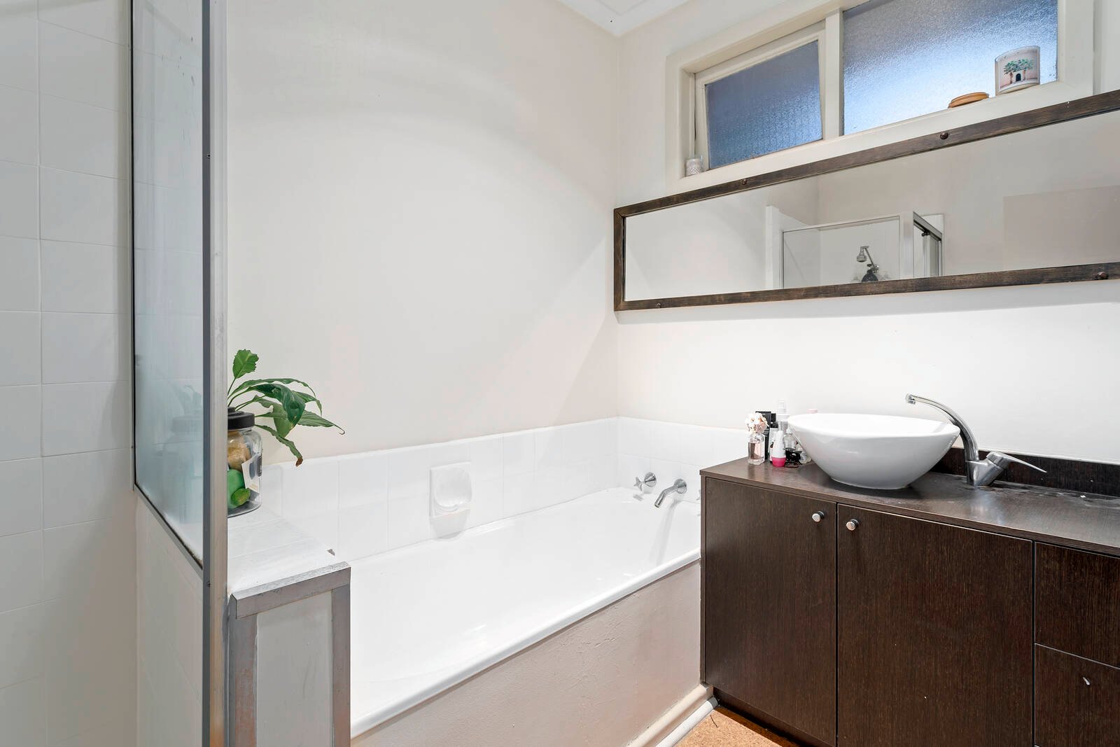 Real Estate and Property in 7 Huntingdale Road, Chadstone, VIC