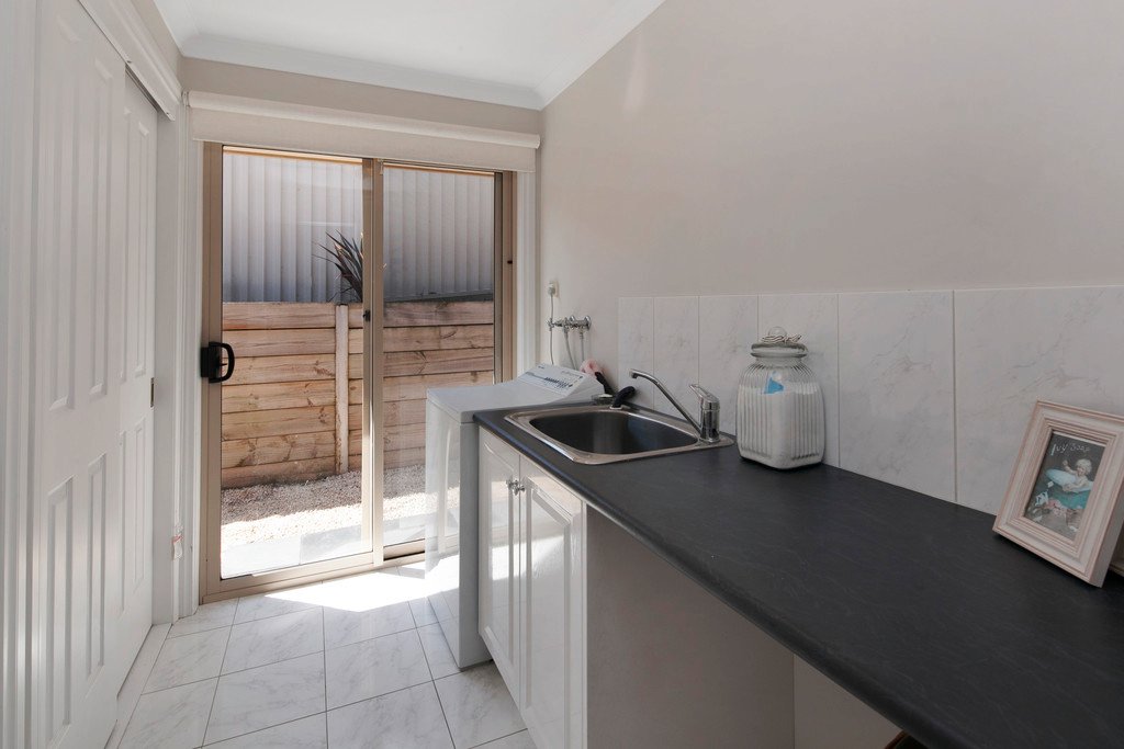 7 Imperial Way BALLARAT 13