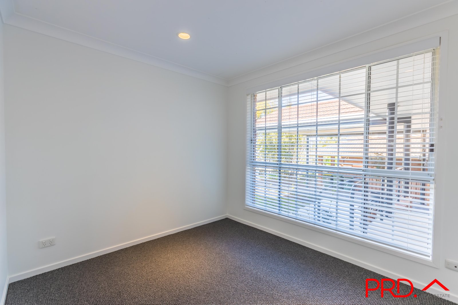 7 Jacaranda Place TAMWORTH 15