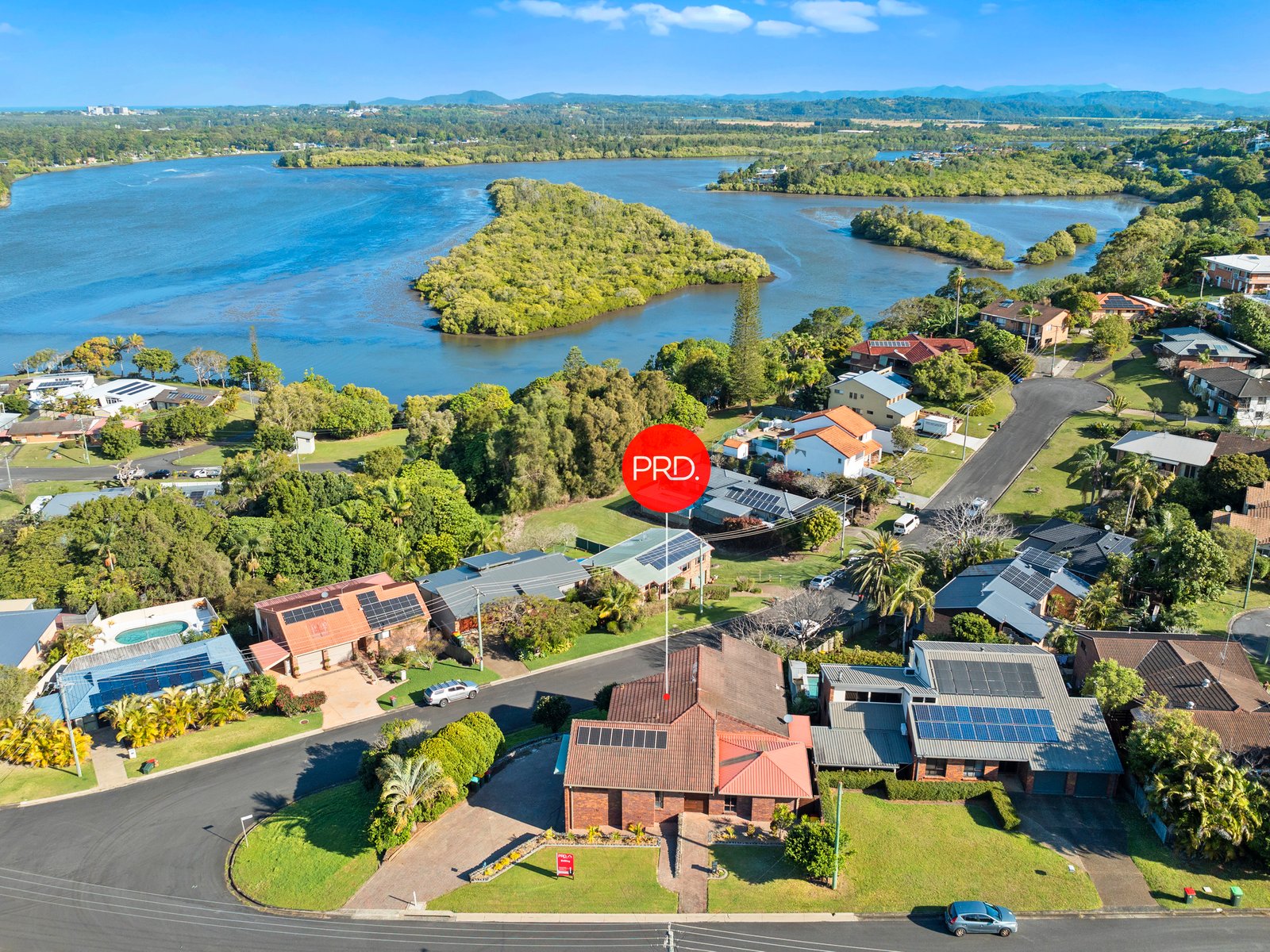 7 James Cook Drive BANORA POINT 30