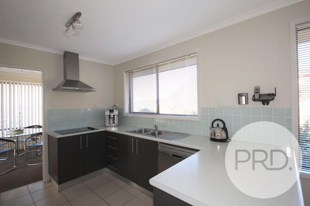 7 Jameson Street GLENORCHY 27