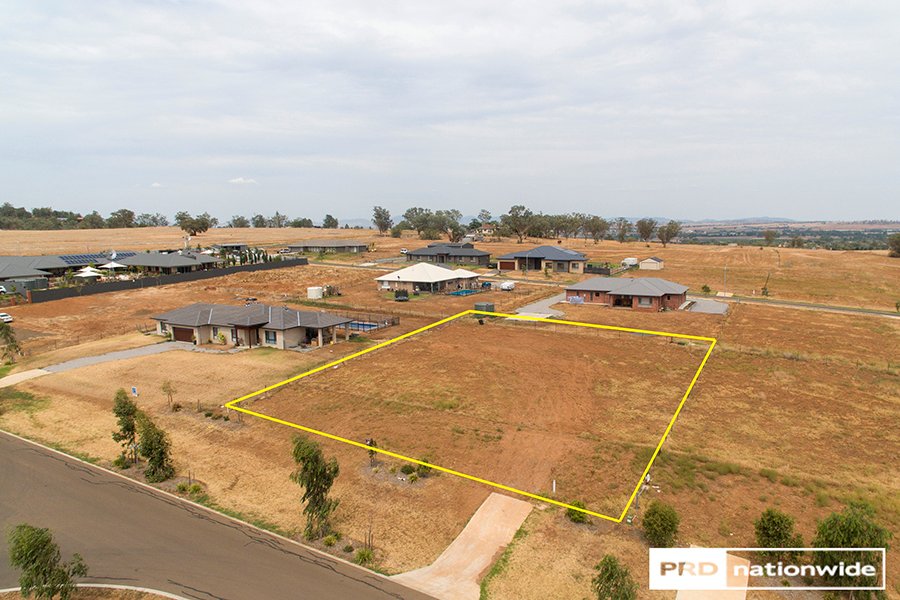 7 Jarman Road TAMWORTH 1