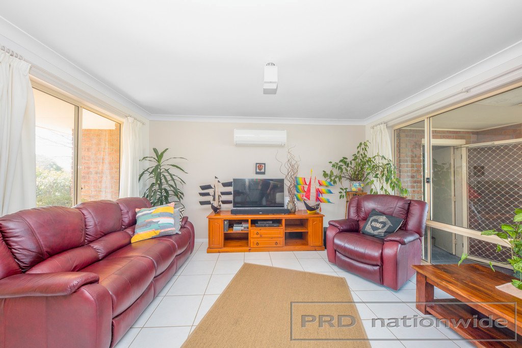 7 John Street MORPETH 4