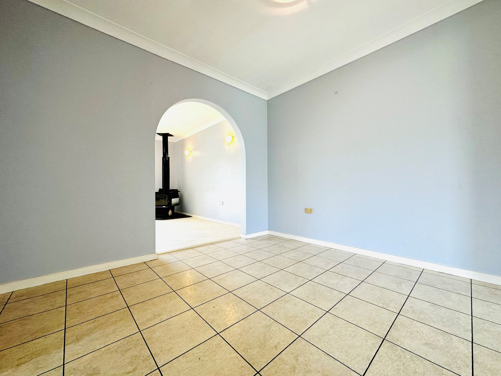 7 John Street TAMWORTH 3
