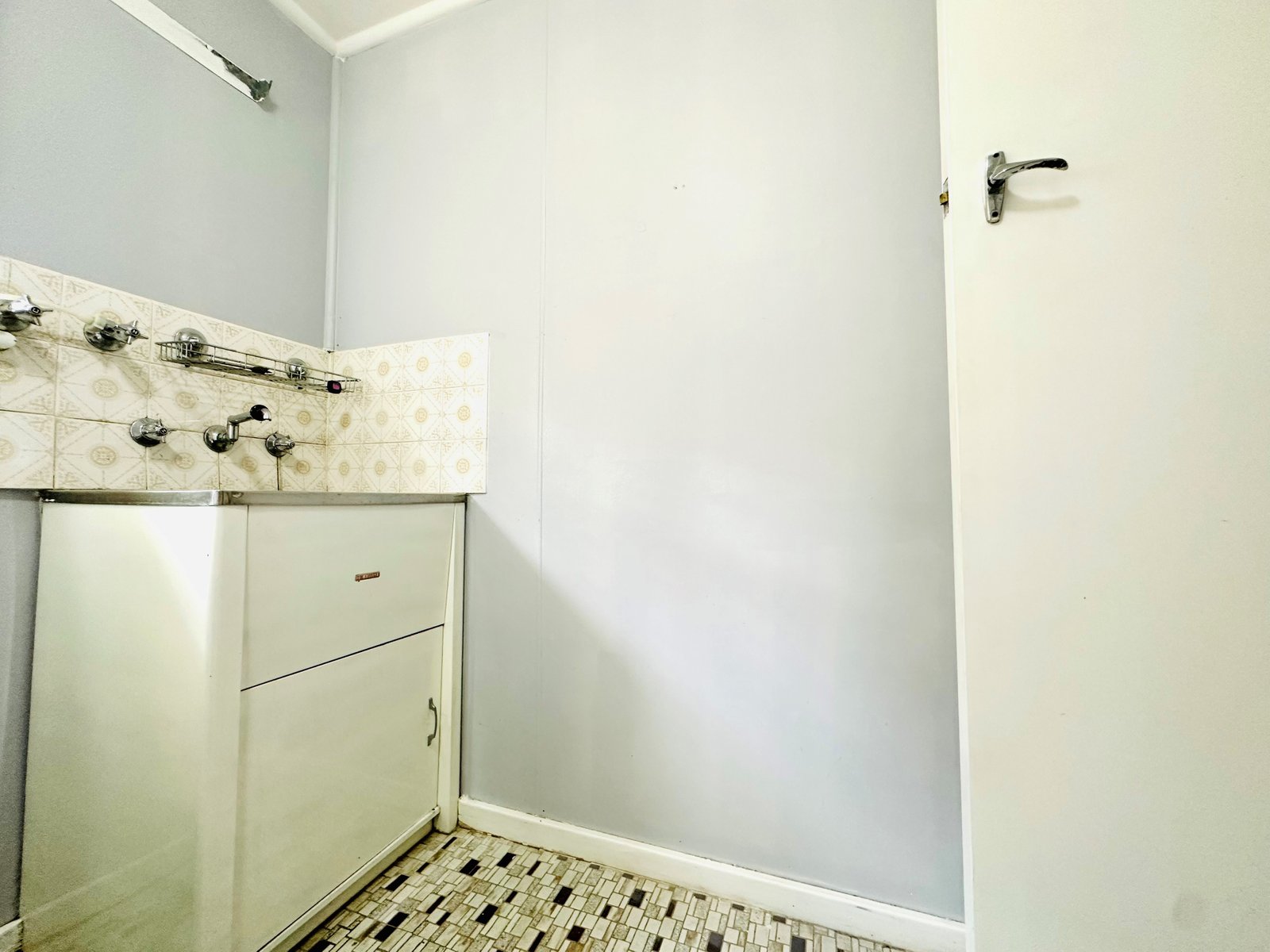 7 John Street TAMWORTH 10