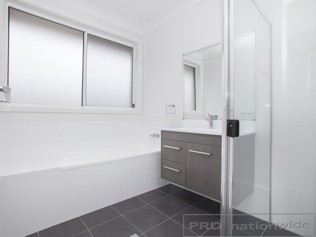 7 Johnson Drive EAST MAITLAND 9