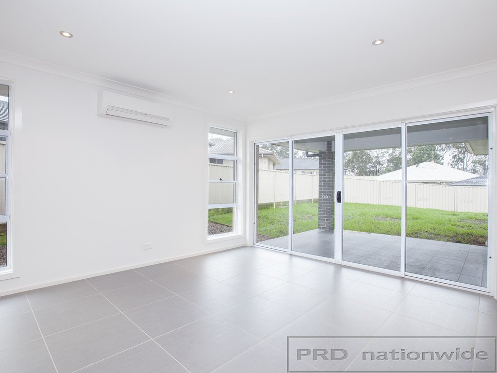 7 Johnson Drive EAST MAITLAND 11