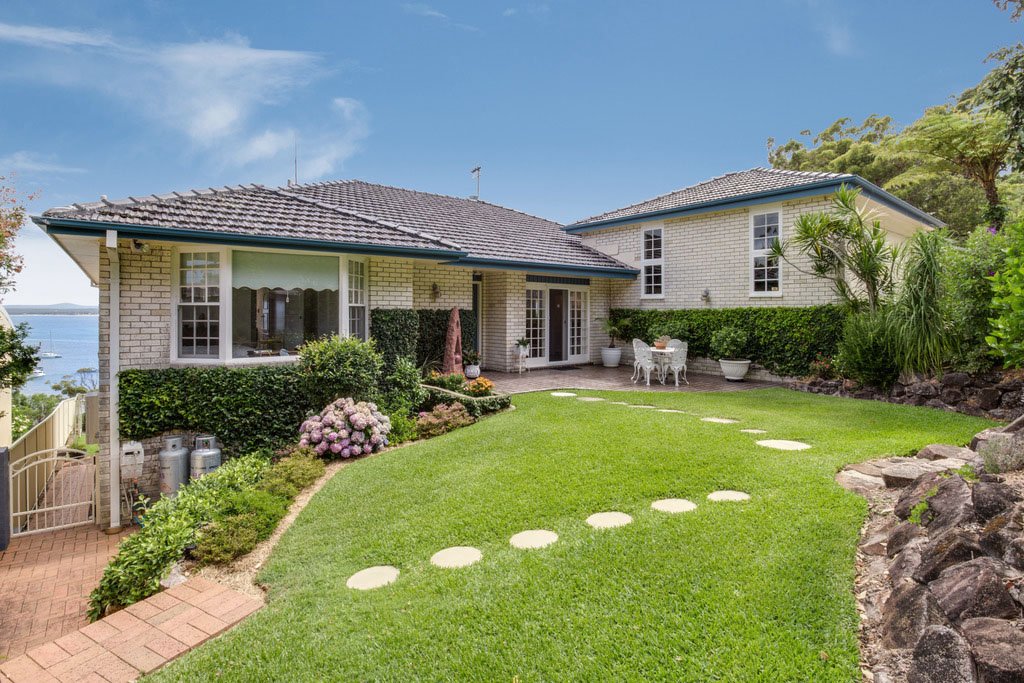 7 Joleen Crescent SHOAL BAY 2